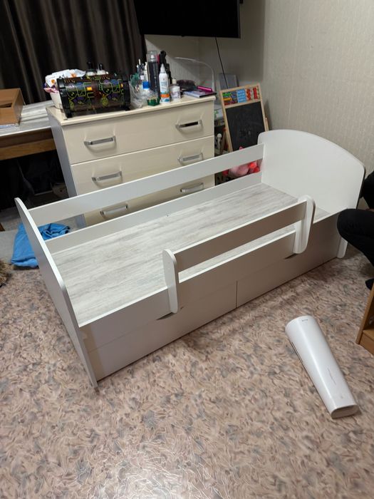 Кровать детская, 160*70