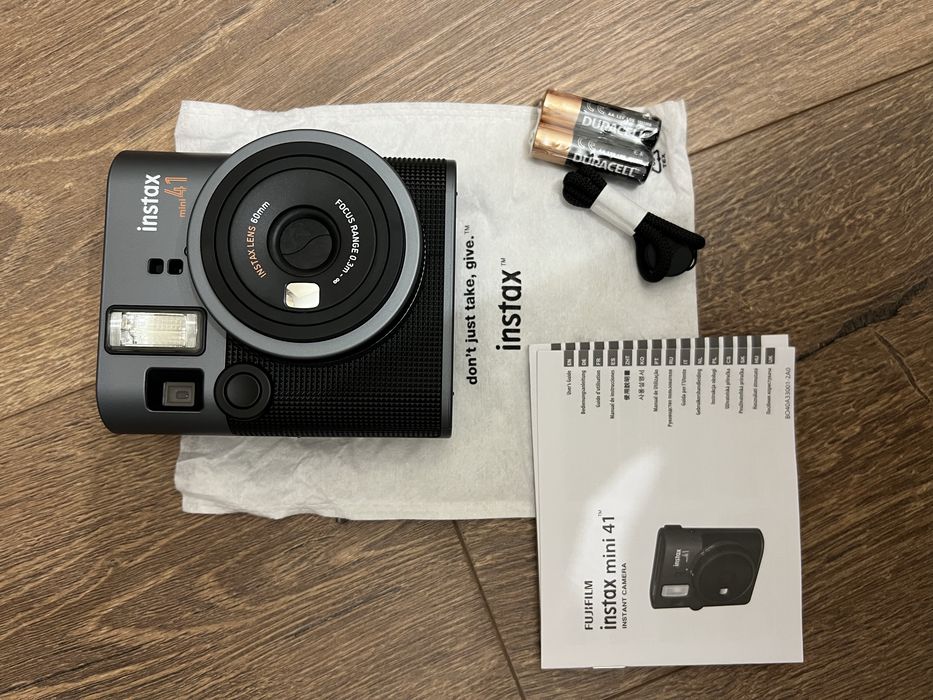 Fujifilm instax mini 41 фотоапарат за моментални снимки