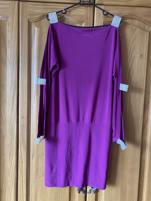 Продам вечерние платья 46р