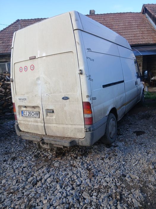 Vand sau schimb cu animale