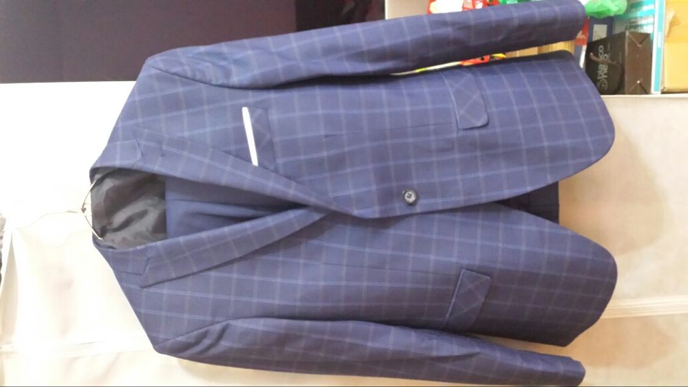 Costum barbati cununie/nunta etc NOU cu eticheta