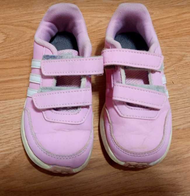 Маратонки  Адидас и TENTH, оригинални, като нови и нови!