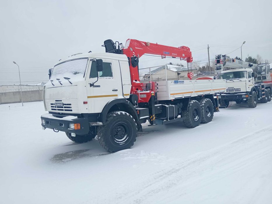 Камаз Бортовая автоплатформа с кран манипулятор  7т