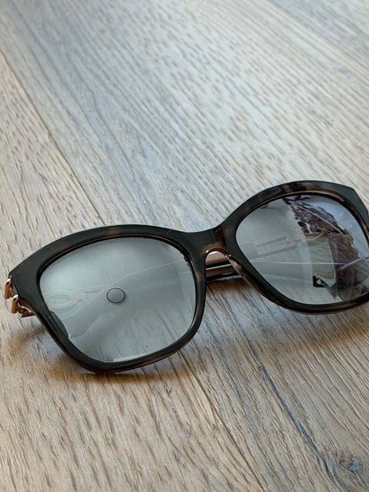 Слънчеви очила Guess