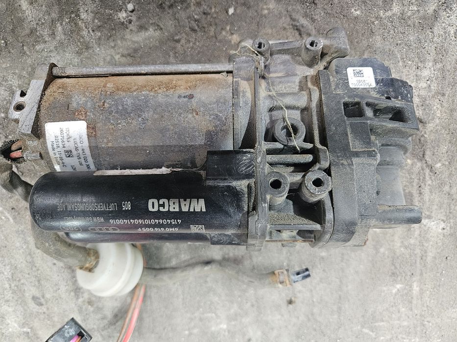 Компресор/разпределител/модул за Audi Q7 4m