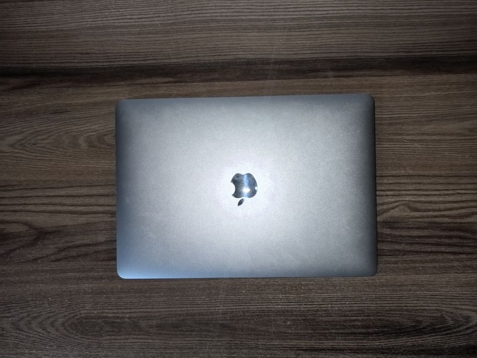 Apple Macbook Air M1