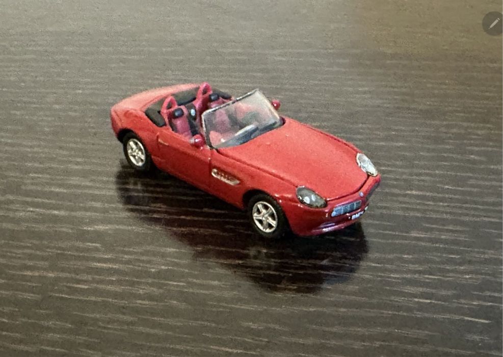 Machete auto CARARAMA 1/72