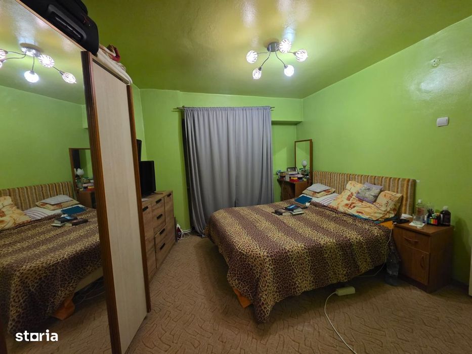 4 camere, suprafață 104 mp, 2 băi, 3 balcoane, mobilat, utilat