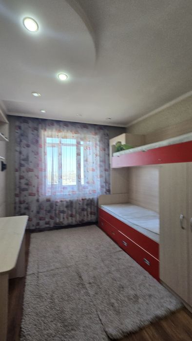 Продается 3 комнатная кв.район Цемпоселок