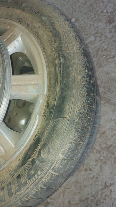 Диска и балон сатылады размер 14 спаркке