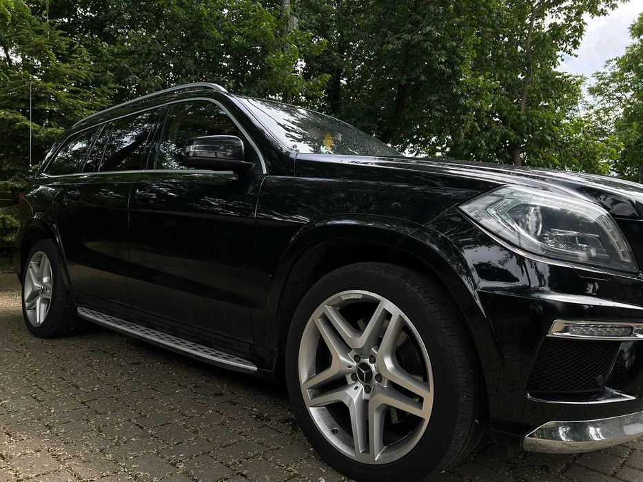 Mercedes GL350 4Matic 7G Tronic Pachet AMG