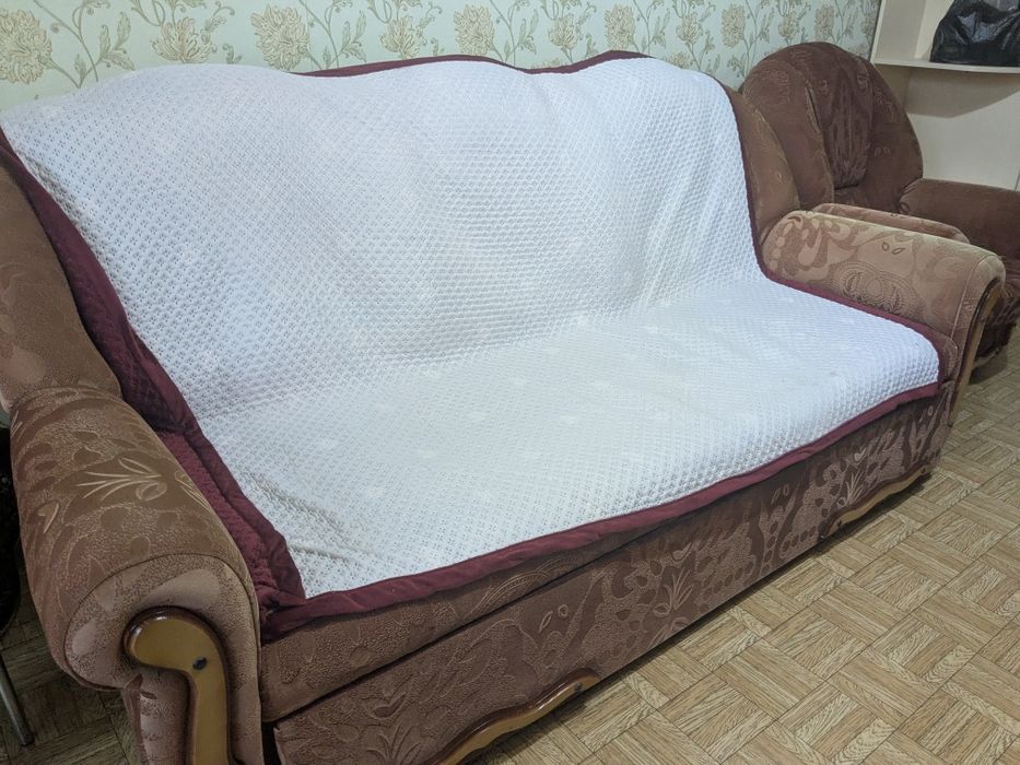Диван и кресло даром, самовывоз