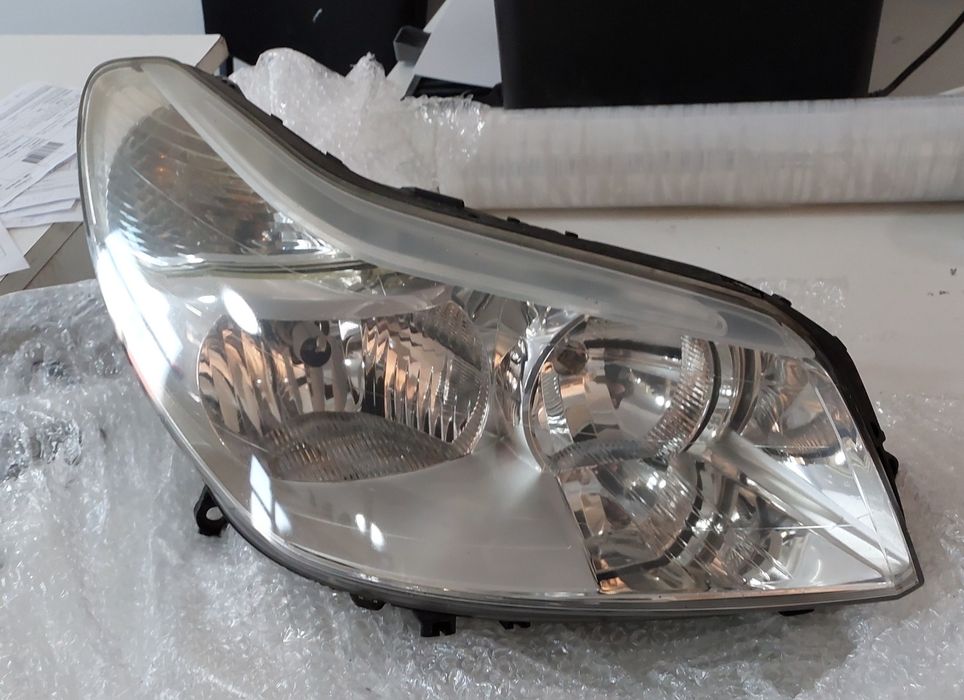 Far Dreapta Citroen C5 european