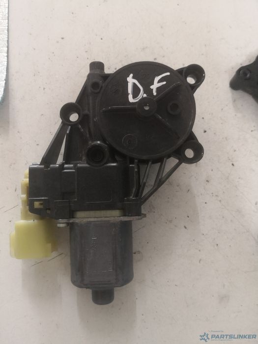 Motoras Macara Geam Dreapta Fata Ford Fiesta Vi [ 2008 - > ] 1.0 (P4Ja