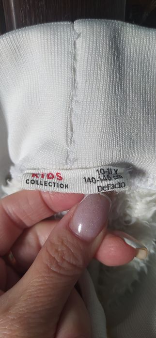 Продам костюм новый