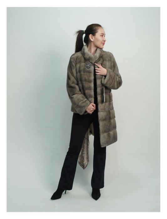 Шуба норковая женский