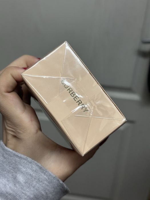 Burberry goddess edp