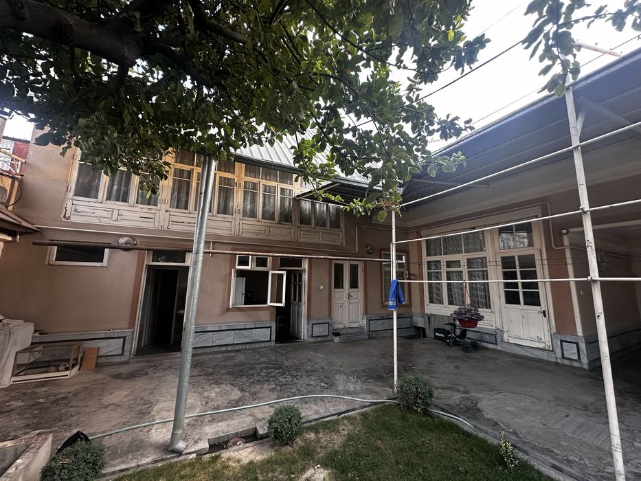 Uyni bir qismi sotiladi