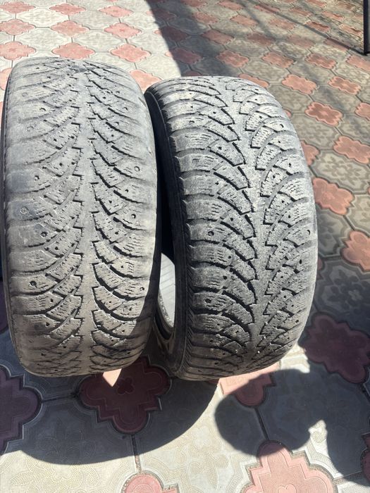 Продам летнию резину 2 штуки