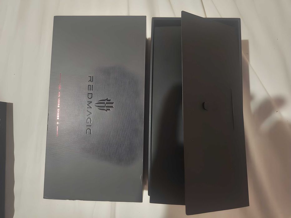 RedMagic 11 Pro/Nou/256GB/12 GB RAM/24 luni garantie Cooling system