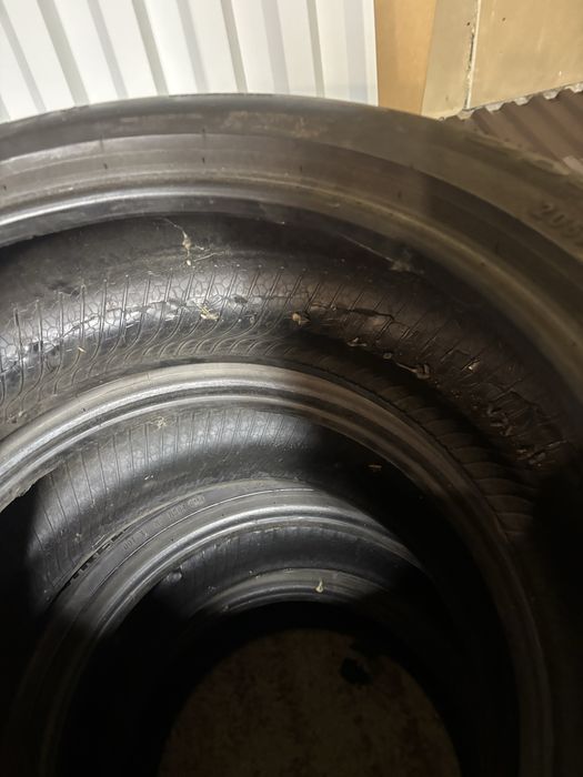 Продам резину 205 /55 /17