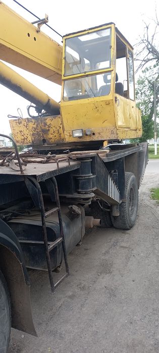Автокран ивановец