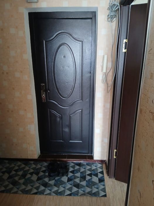 Продам 1ком квартиру на 4этаже