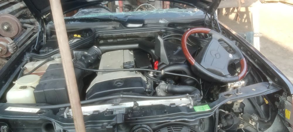 авто разбор Двигателя Каробка Мерседес 124 Мерседес 201.