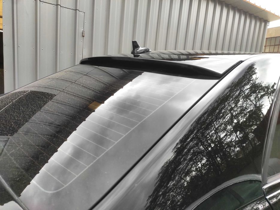 Спойлер задно стъкло (сенник) AMG за Mercedes E-class W212 ЧЕРЕН ЛАК