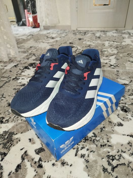 СКИДКА 50% Adidas Adistar 42-43