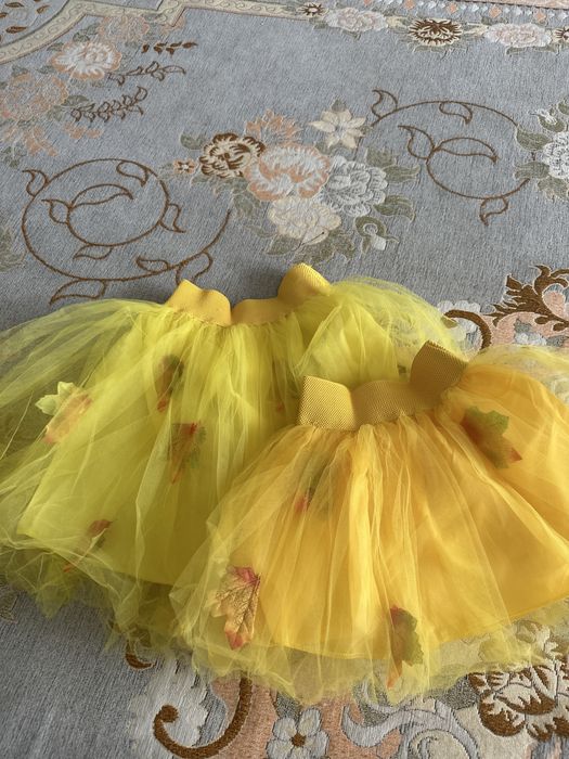 Продаю юбки и платья для девочек