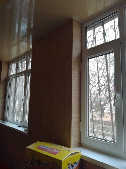 Демонтаж старых окон и дверей-отделка.