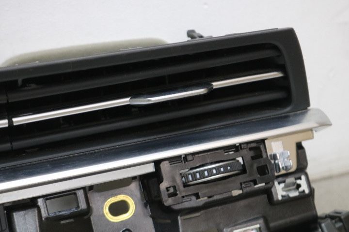 Ауди Q8 4M Вентилационно табло