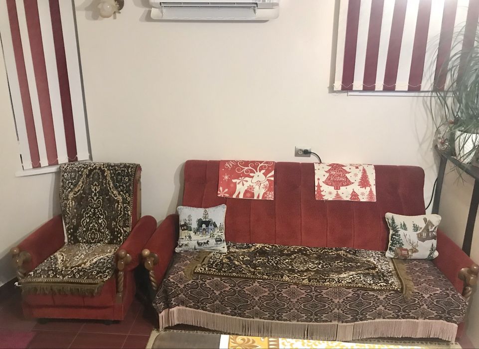 Разтегателен диван с 2 фотьойла