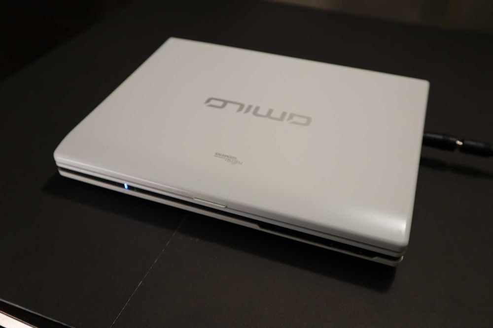 Laptop Retro Gaming Fujitsu Siemens Amilo Mini 3520