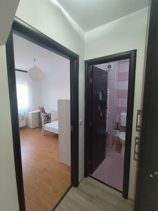 Apartament 3 camere, 2 bai, semidecomandat , cu grădină, Tractorul
16
1

Apartament 3 camere, 2 bai, semidecomandat , cu grădină, parcare, Tractorul