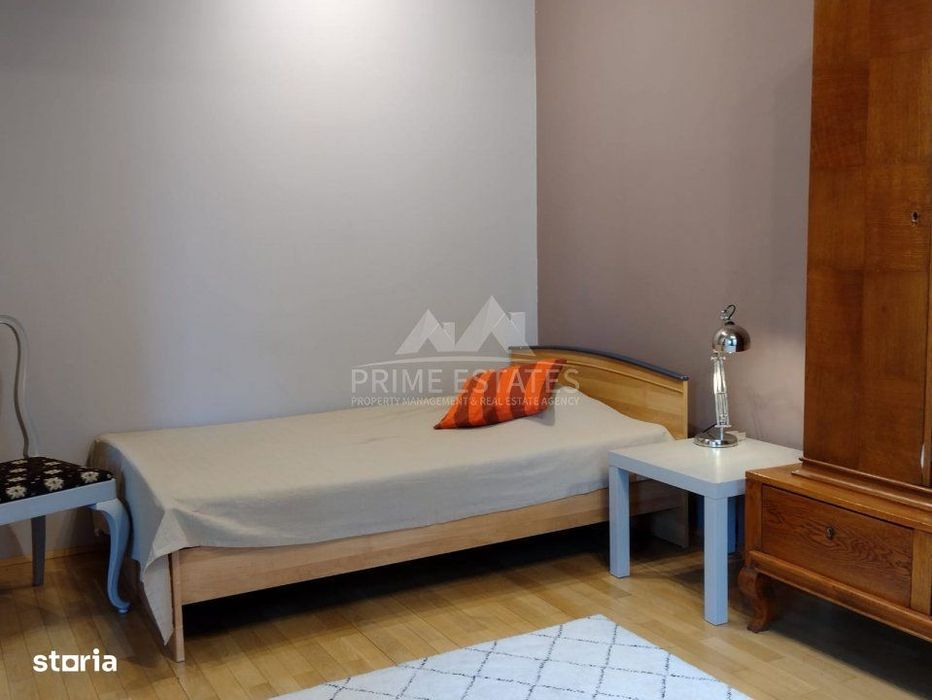 De inchiriat 3 camere parcare subterana, doar 5 minute de Parcul Heras