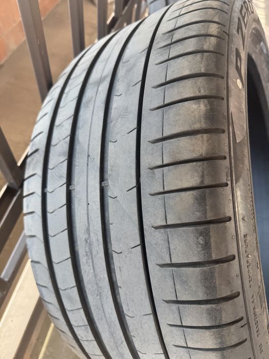 Гуми 21" P Zero runflat