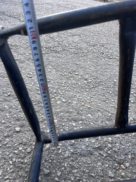 Метална количка – здрава и удобна