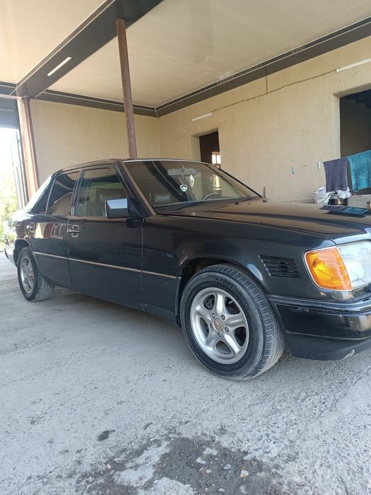 Mersedes Benz w124 E300