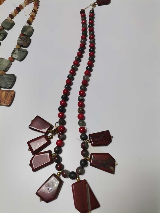 Само 14 Евро - 5 БРОЯ гердани и колиета от натурални камъни