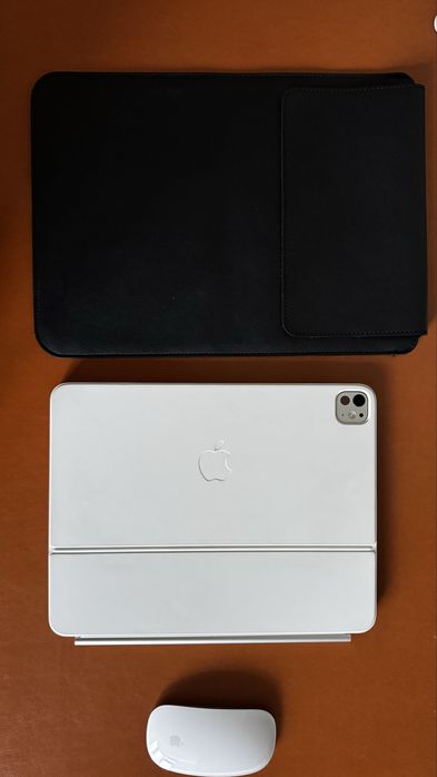 Ipad Pro 13 inch M4 512GB Silver + Magic Keyboard Silver