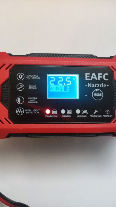 Încărcător acumulatori 6-12 Volți pentru mașină  și motocicletă