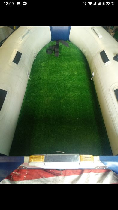 Продам лодку Ямаран 280