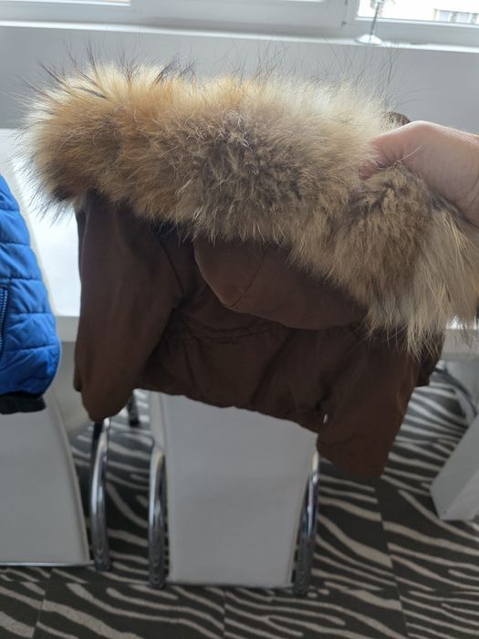 Детска парка с голям пух