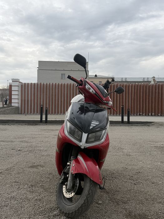 Продам скутер Vilimi Лия