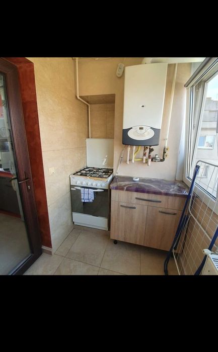 Inchiriez Ap 2 camere Zona Spitalul Miliar