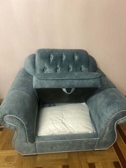 Диван раскладной +2 кресла