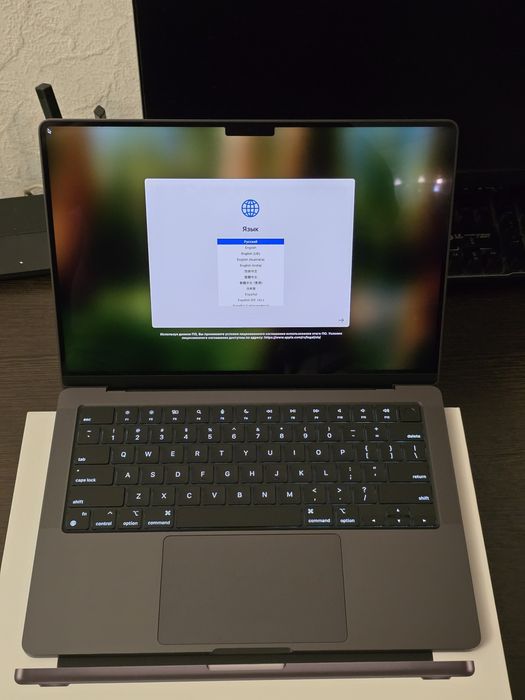 MacBook Pro 14 M4PRO 24/1TB новый