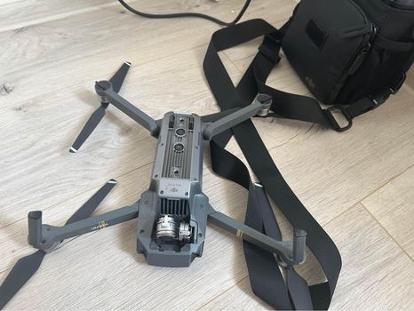 Drona DJI Mavic Pro 4k fly more combo